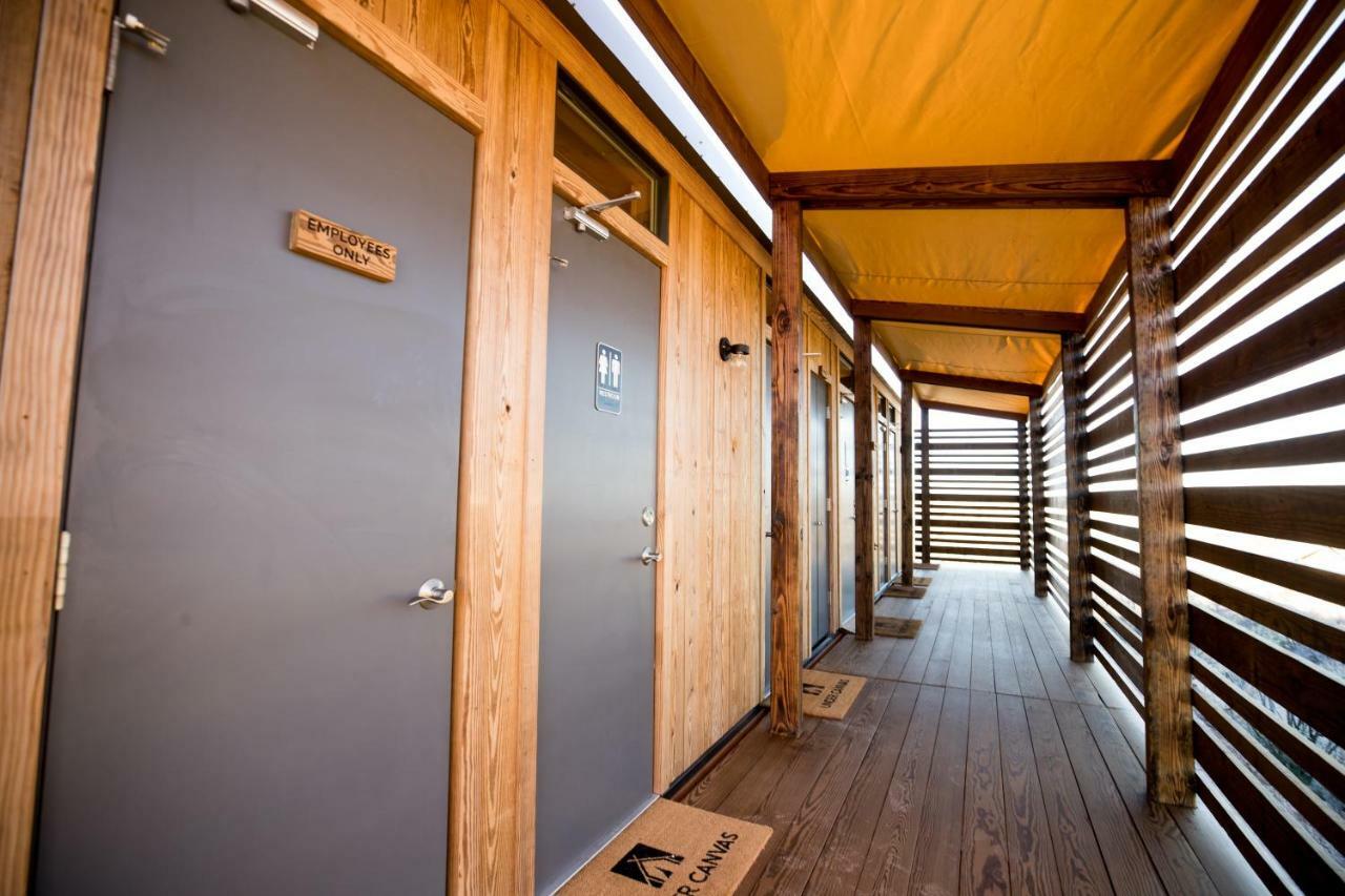 Tente de luxe Under Canvas Glacier